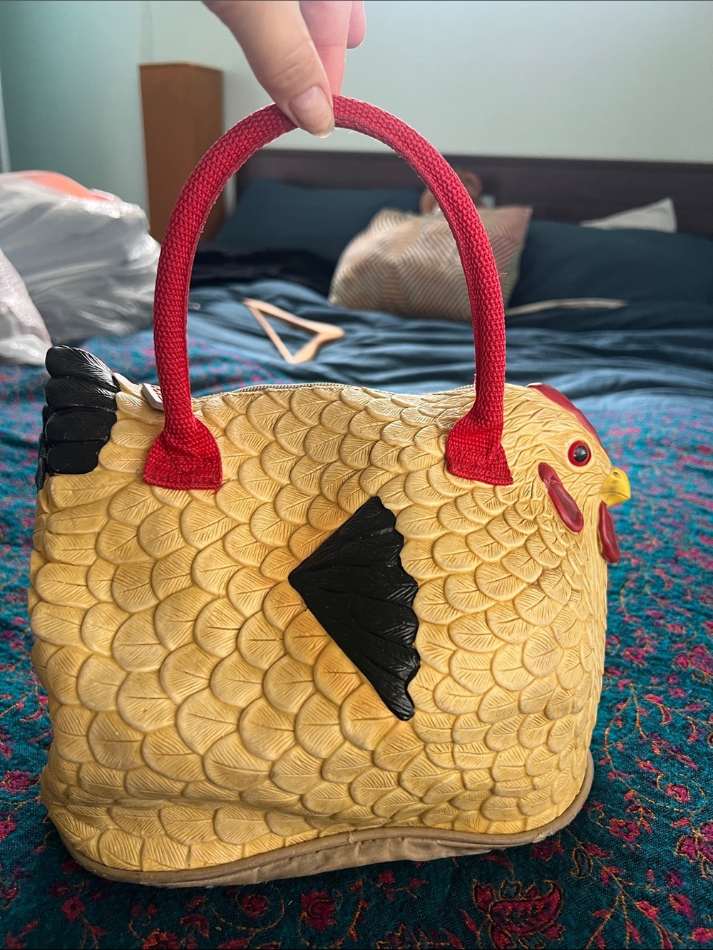 Chicken Purse - Picture 2 of 6